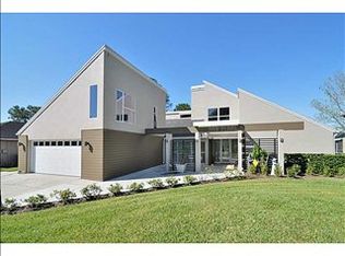 4025 Priory Cir, Tampa, FL 33618