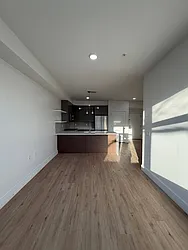 276 Duncan Avenue, #4