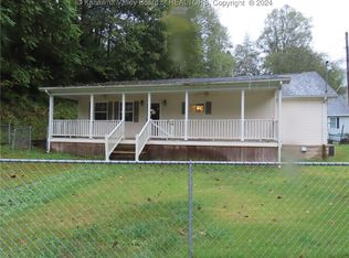 170 Whitetail Ave, Chauncey, WV 25612