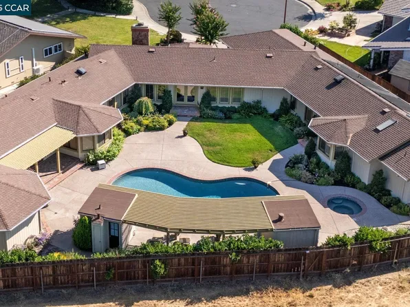 738 Mandarin Ln, Walnut Creek, CA 94598