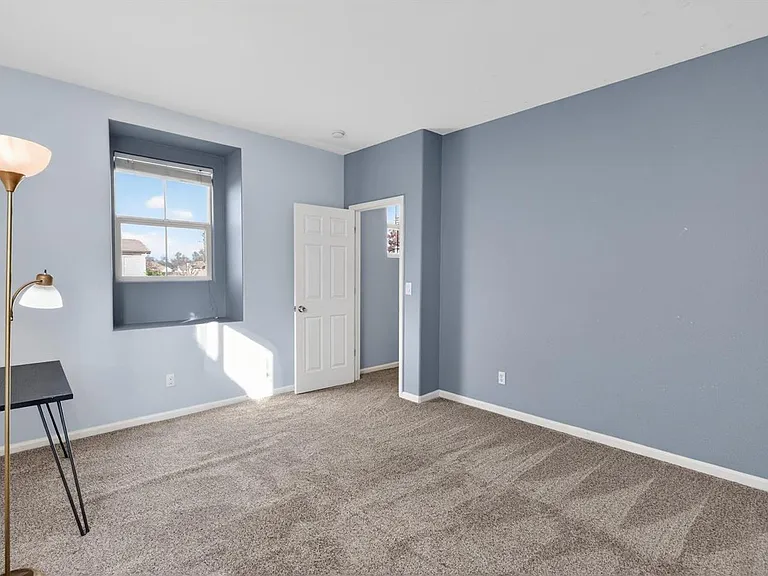 9362 Lost Springs Ct — Photo 15