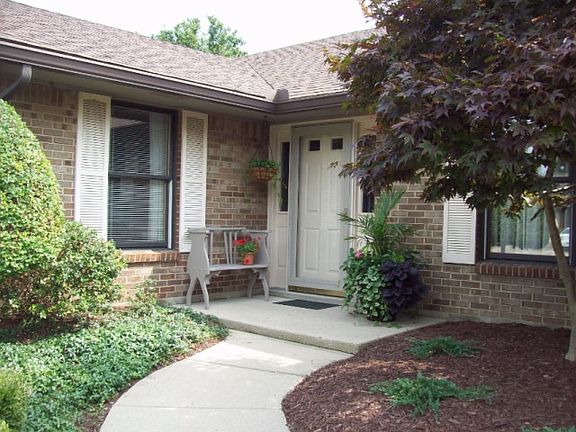 3rd image of 507 Flanders Ave