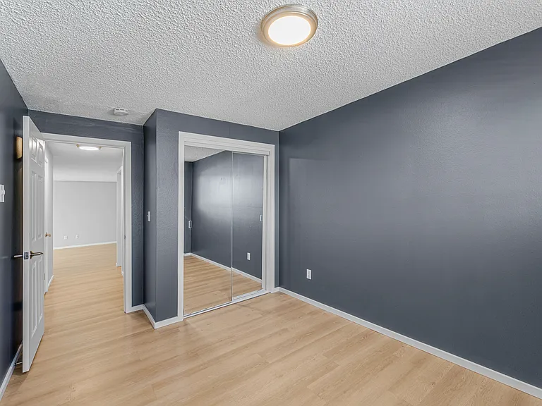 511 Avenue D #D — Photo 17