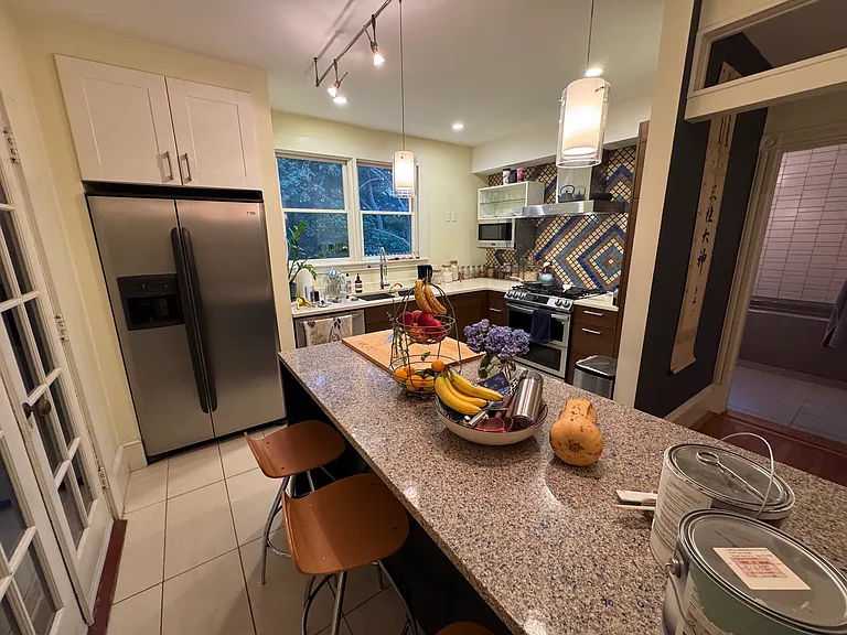 38 Melville Ave #2 — Photo 8