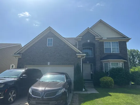 37413 Theresa Ln #4, New Boston, MI 48164