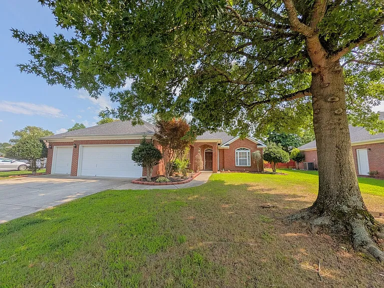 5016 Liberty Park Cir SE — Photo 18