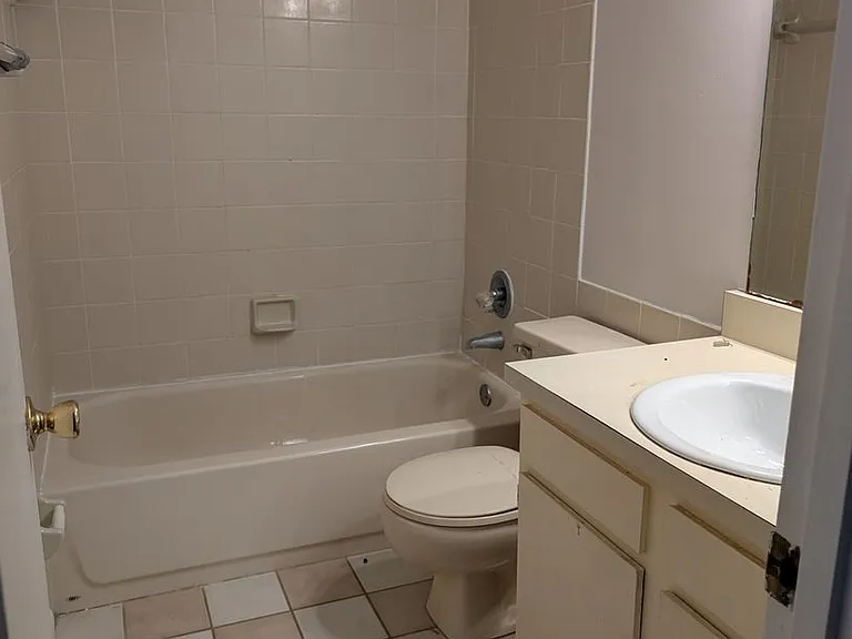 4342 SW 20th Ln — Photo 9