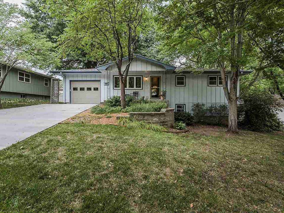 1st image of 3212 Highland Cir