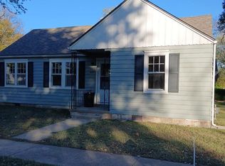 622 S 13th St, Parsons, KS 67357