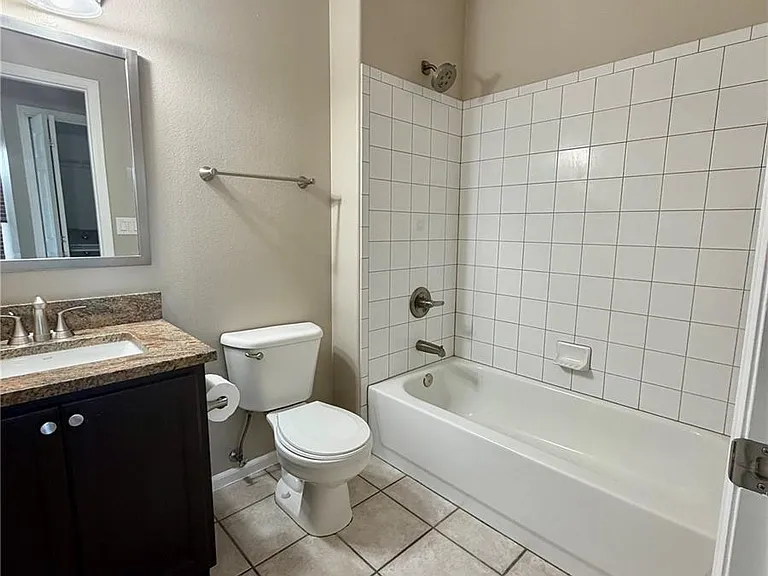 8500 E Jefferson Ave #10J — Photo 9