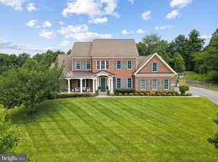 10423 Grey Fox Rd, Potomac, MD 20854