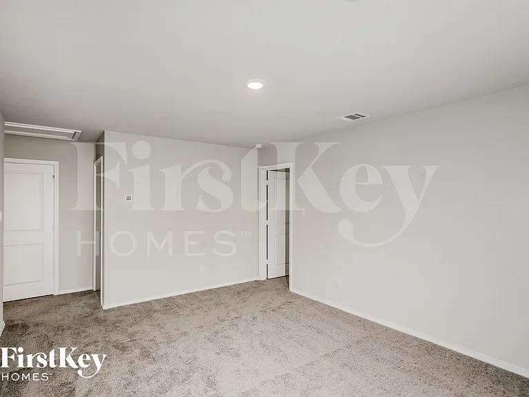 6441 Cotton Rdg — Photo 13