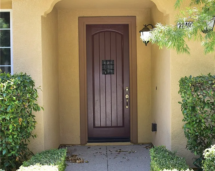 28492 Herrera St — Photo 2