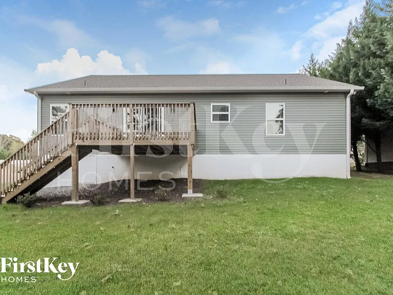 409 Lakeridge Dr — Photo 15