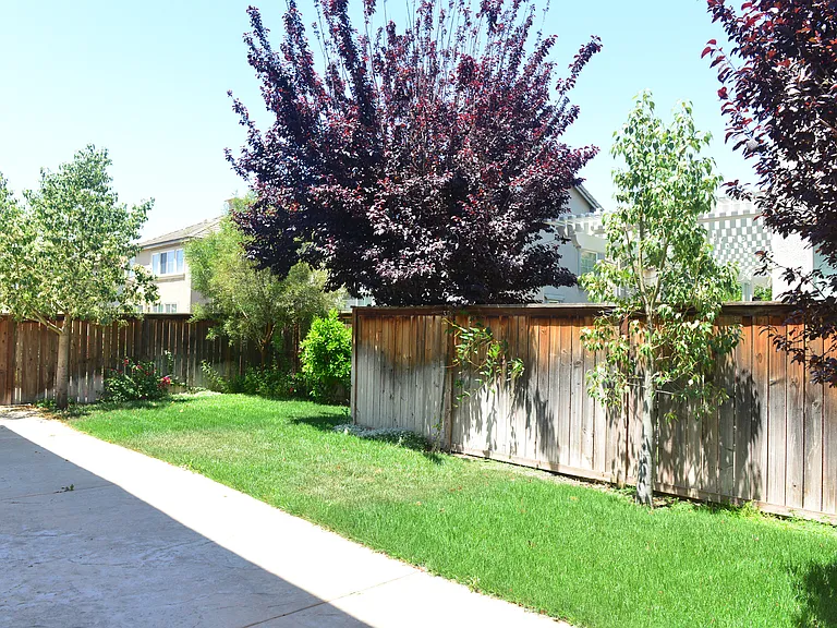 45767 Klamath Ct — Photo 37