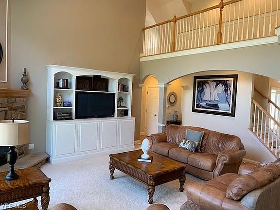 5th image of 2206 Meadowsweet Ln