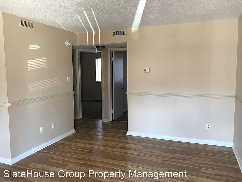 1st image of 3717 Turnpike Rd APT 101