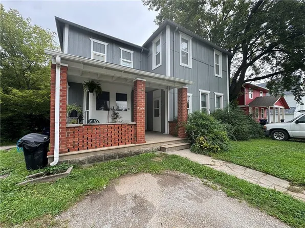 105 S College Ave, Warrensburg, MO 64093