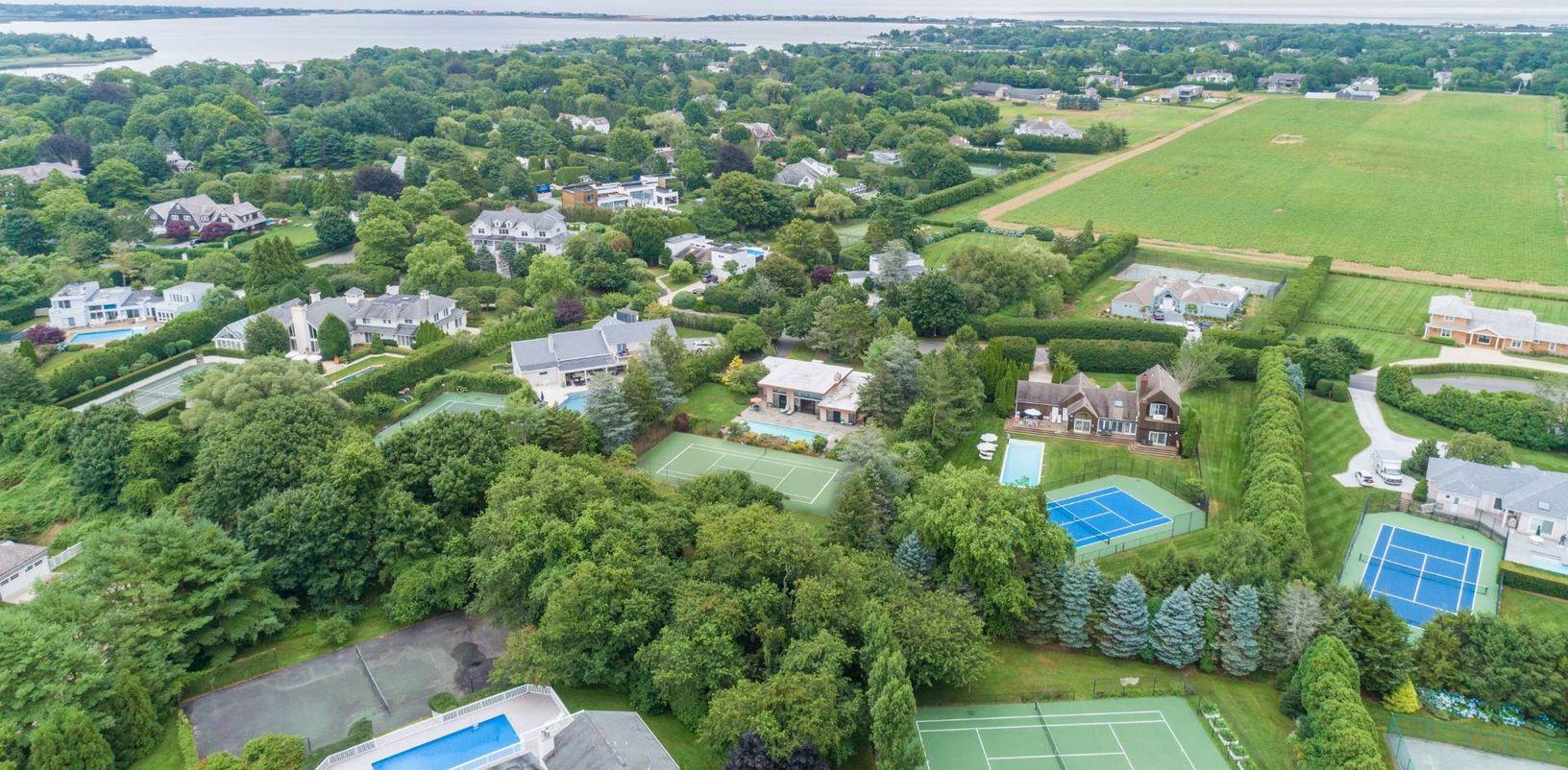  South of the Highway