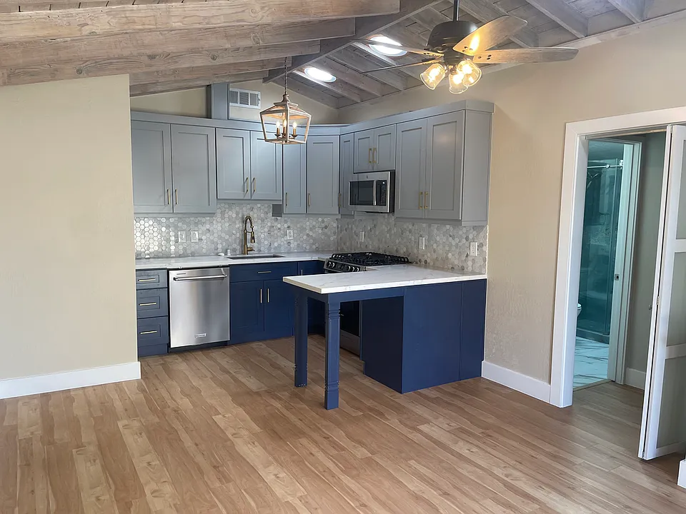 59 Sonoma Ave