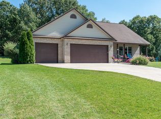 154 Dreamfield Dr, Battle Creek, MI
