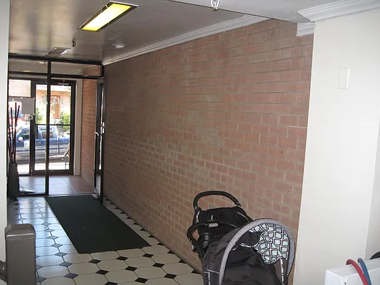 Rented by 18 REALTY | media 33