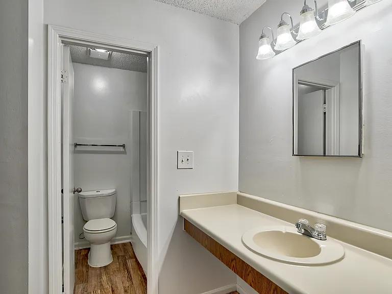 Killian Hill Apartment Homes — Photo 6
