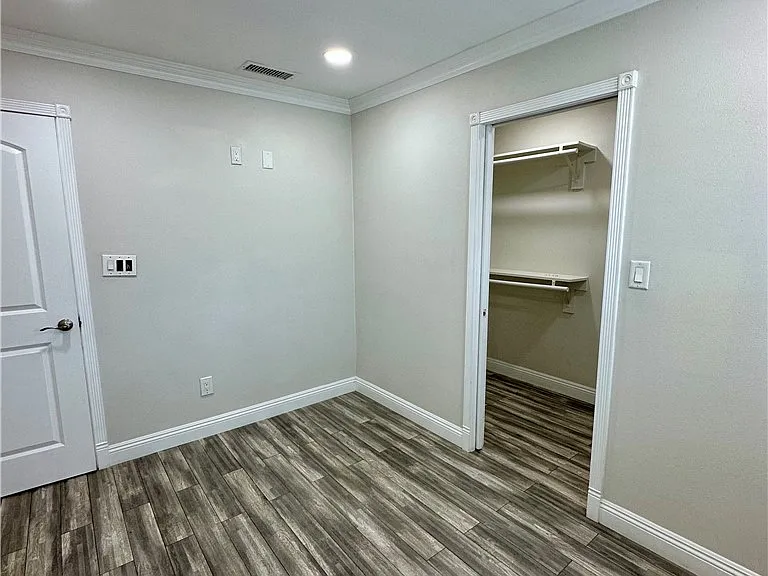 436 N Washington Ave — Photo 17