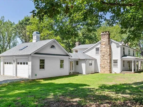 3095 State Shed Rd, Nathalie, VA 24577