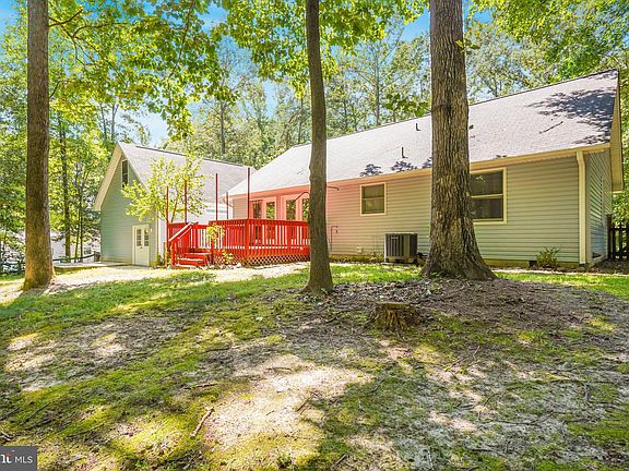 4th image of 10521 Roosevelt Dr