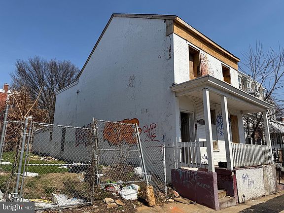 4th image of 1409 & 1409-1/2 West St #2