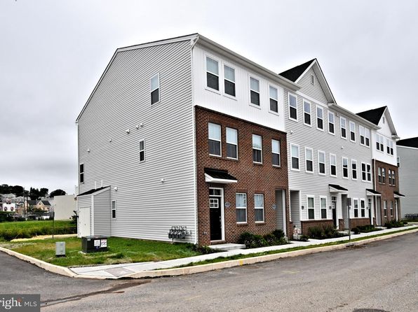 40 B East Front