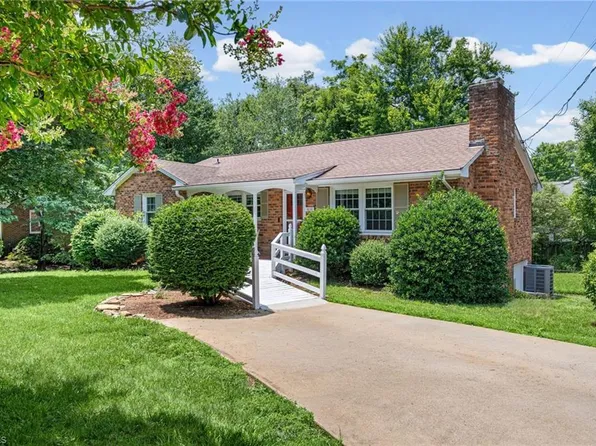 1650 Sandersted Rd, Winston Salem, NC 27103