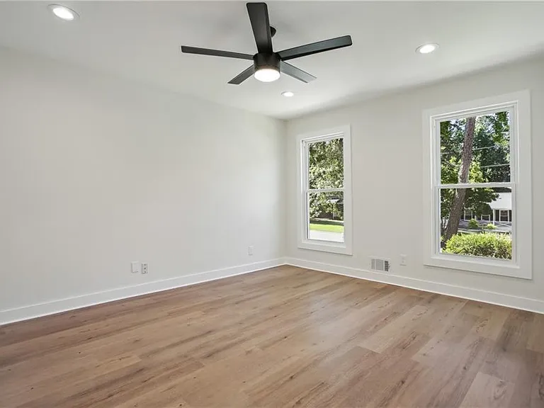 4248 Autumn Woods Ct — Photo 19
