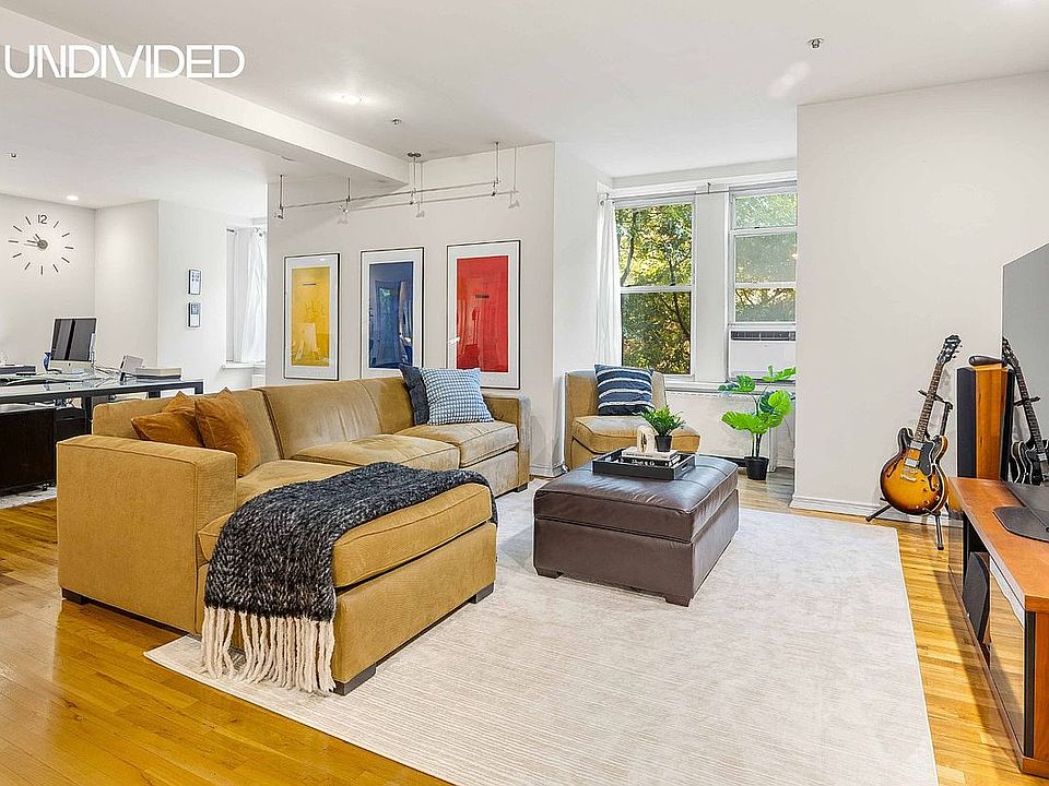 1st image of 60 Pineapple St APT 3C