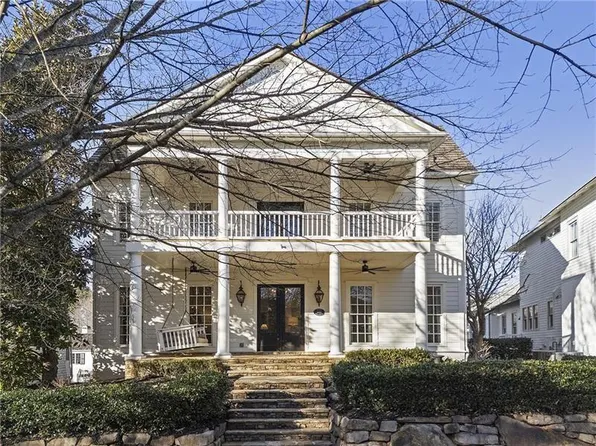 6725 Cross Gate St, Cumming, GA 30040