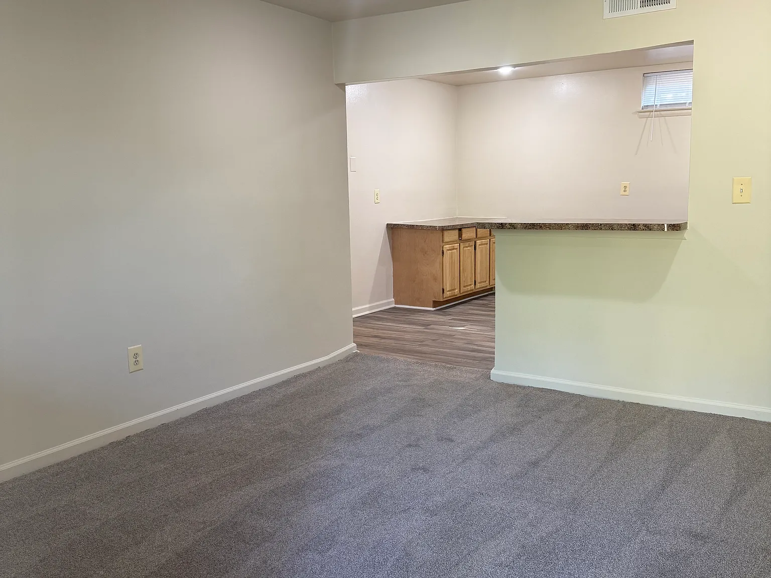 2 bed, 720 sqft, $1,209 — Photo 3