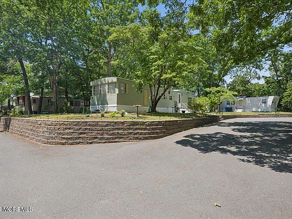 3rd image of 2300 Massachusetts Avenue #15