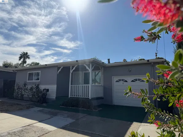 213 W Leland Rd, Pittsburg, CA 94565