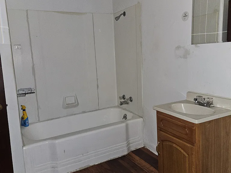 605 Mac Vean Ln #2 — Photo 7
