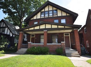 2074 Summit St, Columbus, OH 43201
