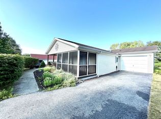 32 Gables Blvd, Poughkeepsie, NY 12603