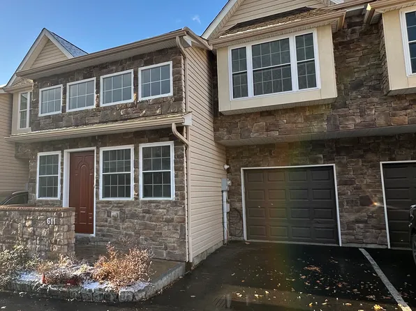 611 Edith St, Old Forge, PA 18518