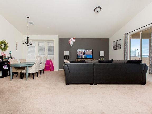5th image of 1231 Essex Way