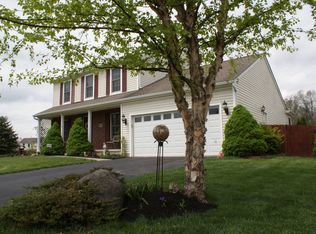 693 Heartland Meadows Dr, Sunbury, OH 43074