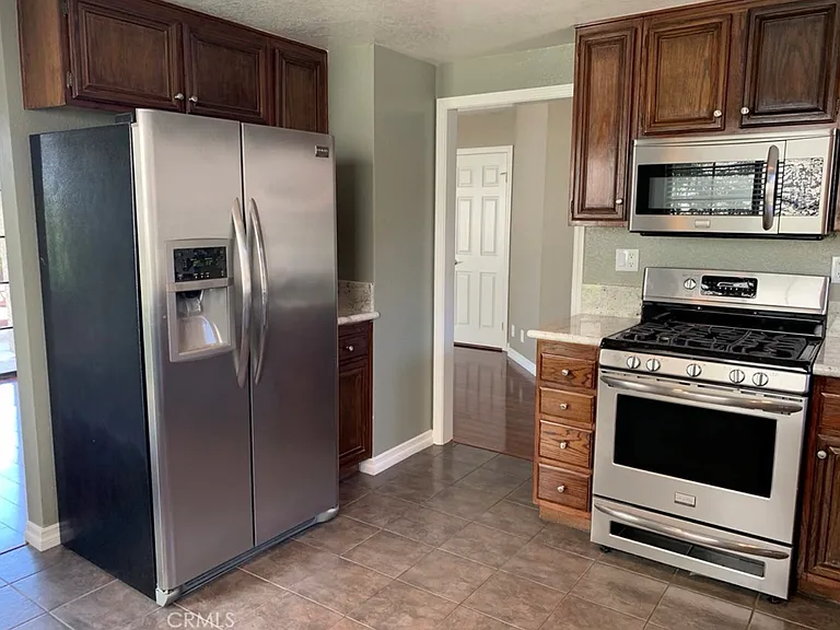 852 Congressional Rd — Photo 7
