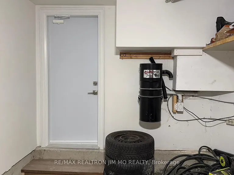 50 Reginald Cres #BASEMENT — Photo 14
