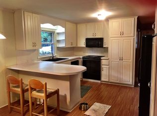 801 Minorcas Rd, Winston Salem, NC 27106