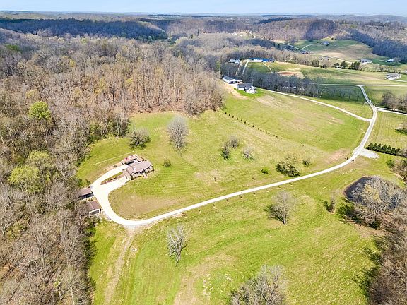 2nd image of 240 Scenic Ct
