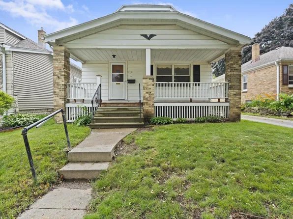 212 South 77th STREET, Milwaukee, WI 53214